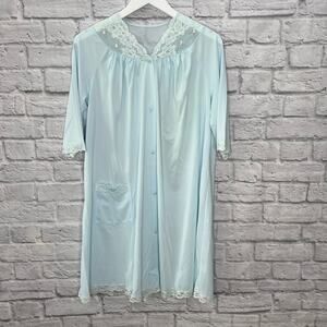 Vintage Shadowline Baby Blue Nylon Robe Lace Floral Trim Size S 37" long Button